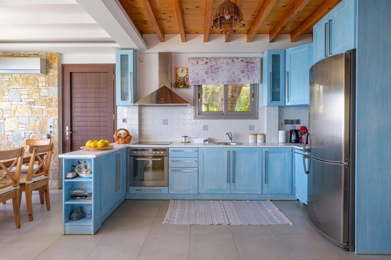 Crystal Beach Villa Chalkís Extérieur photo