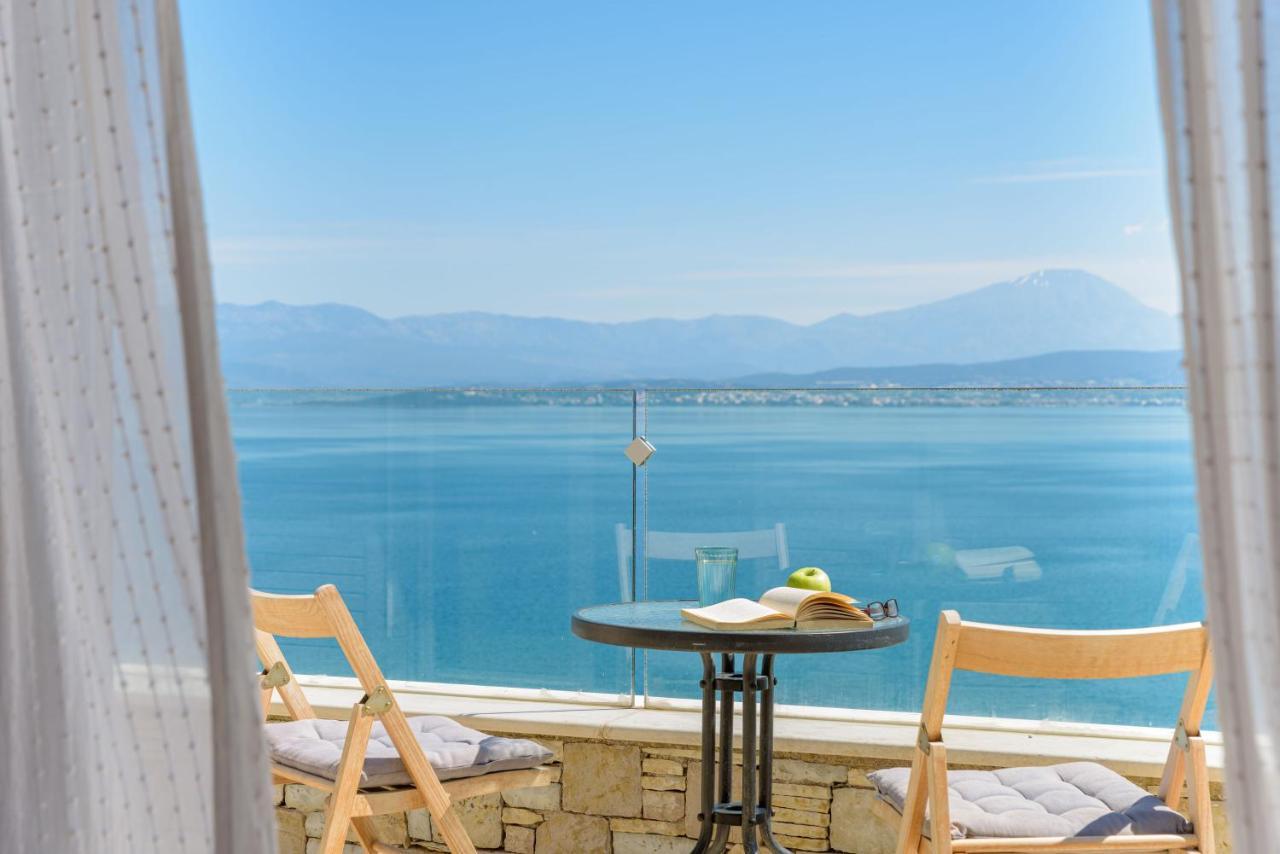 Crystal Beach Villa Chalkís Extérieur photo