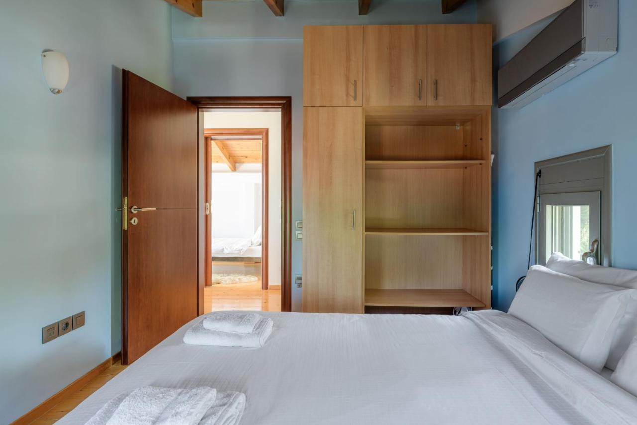 Crystal Beach Villa Chalkís Extérieur photo
