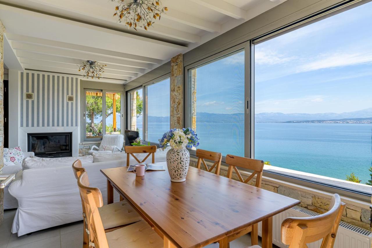 Crystal Beach Villa Chalkís Extérieur photo