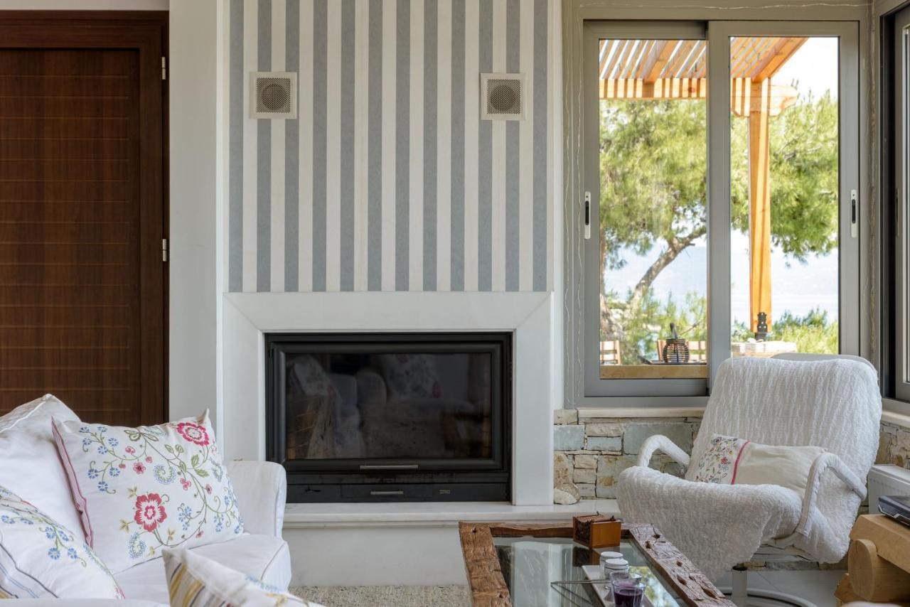 Crystal Beach Villa Chalkís Extérieur photo